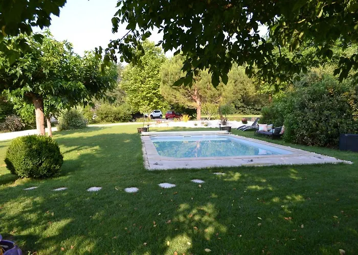 D'hotes Au Picatal לינה וארוחת בוקר 3*