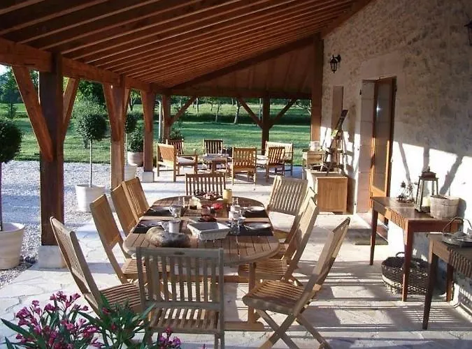 D'hotes Au Picatal לינה וארוחת בוקר Meyronne